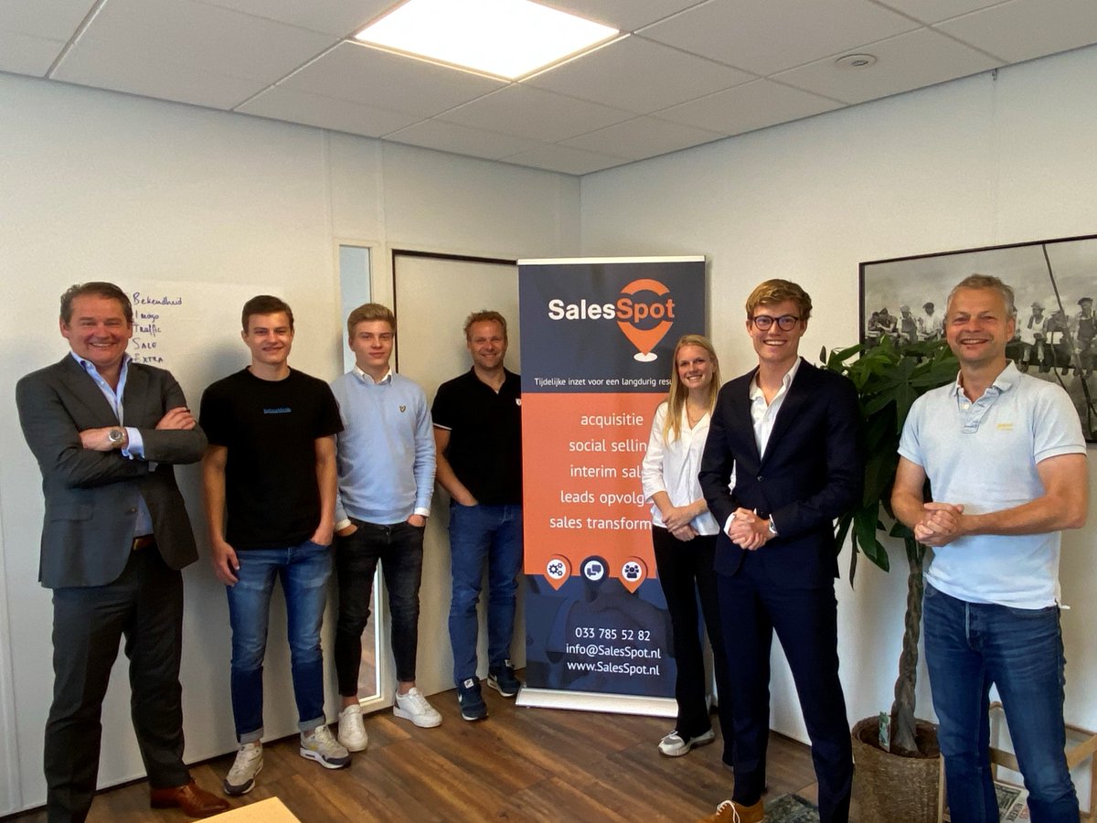 "Oud gedaan is Jong geleerd!"

In alweer de 18de week van het "Nu zaaien = straks oogsten" salesadvies waren we uitgenodigd door <a href="/JortVerhage/">Jort Verhage</a> &amp; <a href="/RobBerbers/">RobBerbers</a>, de 2 mannen achter <a href="/DeHofnar/">De Hofnar</a>.

Succes @OliviervanHunnik en <a href="/kajvandenberg/">Kaj van den Berg</a> 

bit.ly/3csfBS4 of bel ons 033-7855282