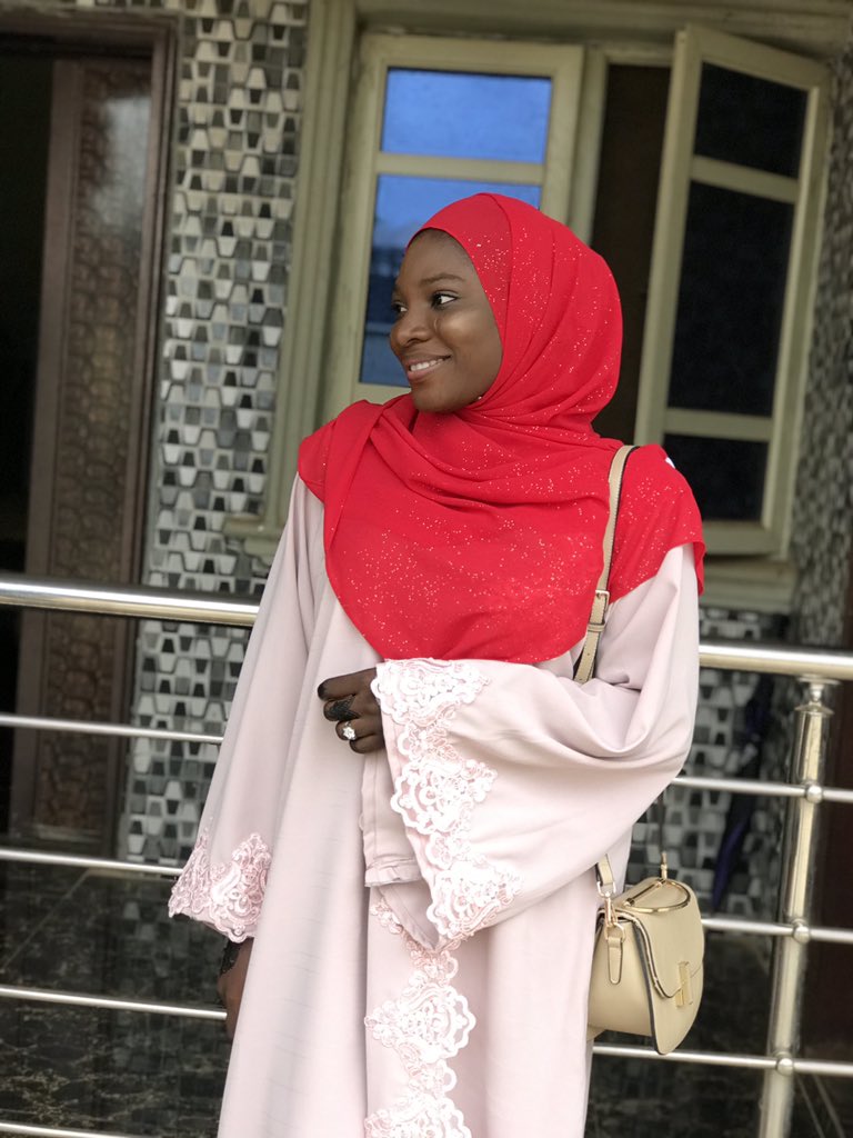 ArsheedahF's tweet photo. From me, myself and I, I wish you all a joyful celebration, may all our worships be accepted as an act of Ibadah. Eid Mubaraq 🌙 🌝 https://t.co/HJAjAbv81u