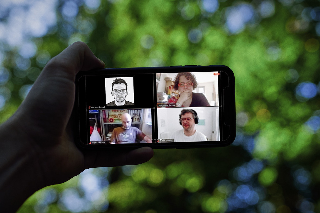 Berlin_CM's tweet photo. Meta virtual photo documentation. Believe it or not … our #cmber photographer @normanposselt photographed today’s even at the tranquil Tegeler See, Berlin West. https://t.co/tIaDlkwIWH