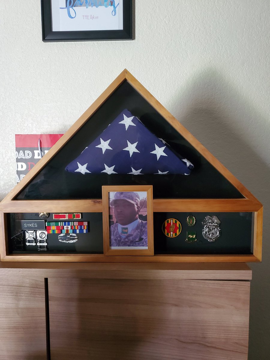 OSubzero80's tweet photo. @theproblem323 @G2daTizzle @Cantguardmike I'm a Vet and I would kneel so what now. https://t.co/6pDYtRoy5z