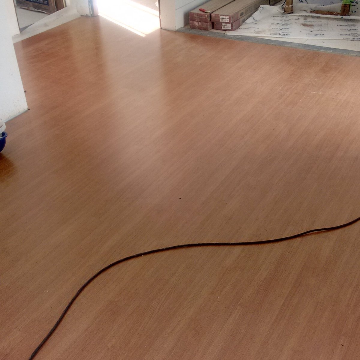 ACENTAMENTO de PISO LAMINADO.....Meu ZAP..(84)999806292.....