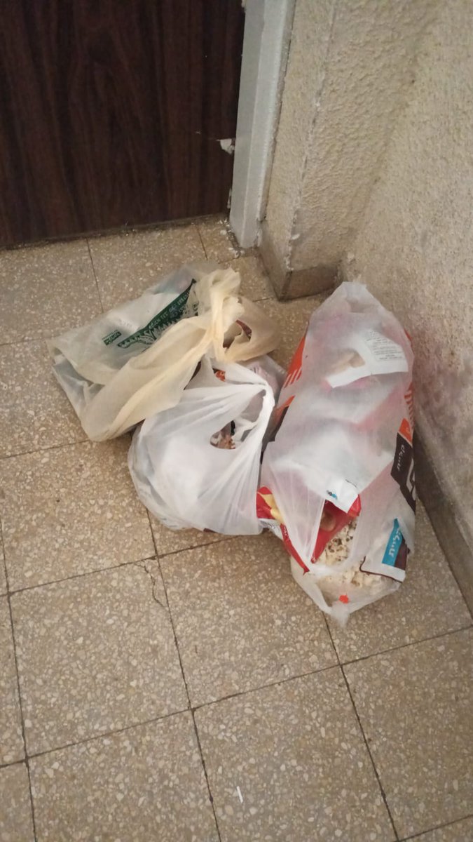 yakovmenachem's tweet photo. בערב שבת קודש פרשת נחמו 
לקראת סוף ימי הבידוד 
חברי היקר הפתיע אותי במשלוח מיוחד ומפנק לשבת 
תודה @yaakovahkl https://t.co/HXE3xtXIvf