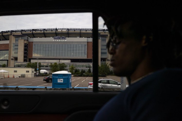 WickedGoodSprts's tweet photo. Cam Newton arriving at Gillette👀 https://t.co/dOzPZSIhTm