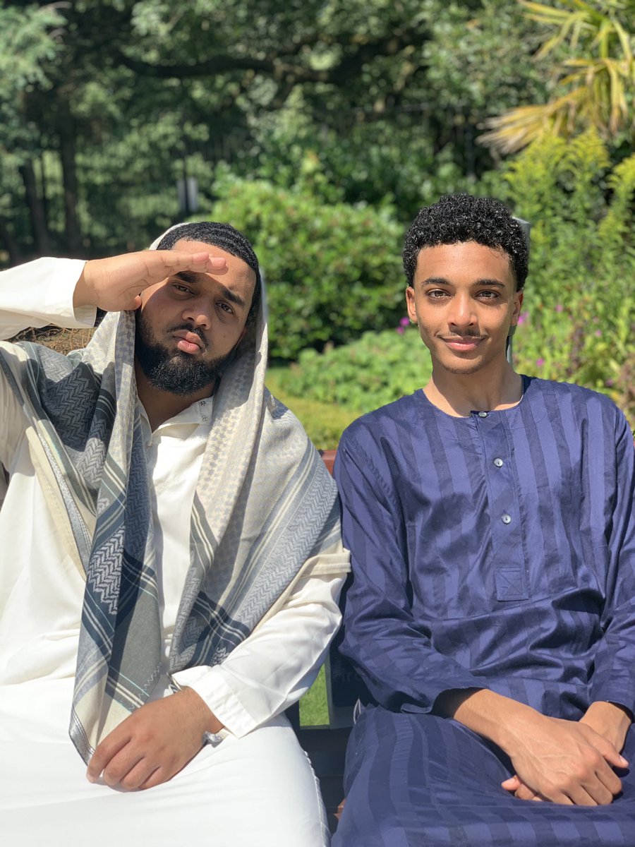 omerr1dris's tweet photo. The first time the sun has blessed us on Eid!! 🥳
 #EidMubarak 💙🌙 https://t.co/1mVzp6F5Uw