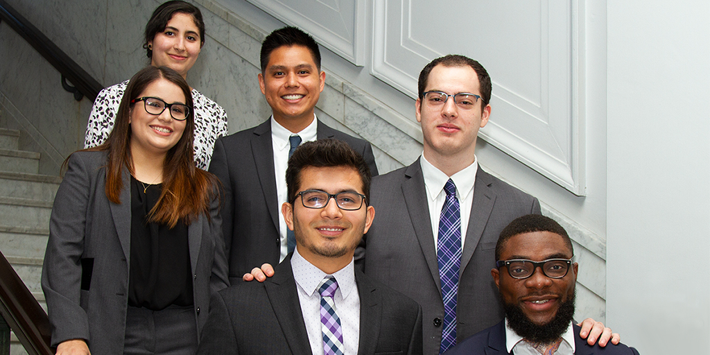 “The impact socioeconomic factors make is staggering…you can see time &amp;  time again that depending on where people are located, their outcomes vary," says our 2019 summer intern <a href="/RossOHagan1/">Ross O'Hagan MD</a> <a href="/IcahnMountSinai/">Icahn School of Medicine at Mount Sinai</a> discussing his #COVID__19 research: hvrdct.me/rsg @CLIC_CTSA