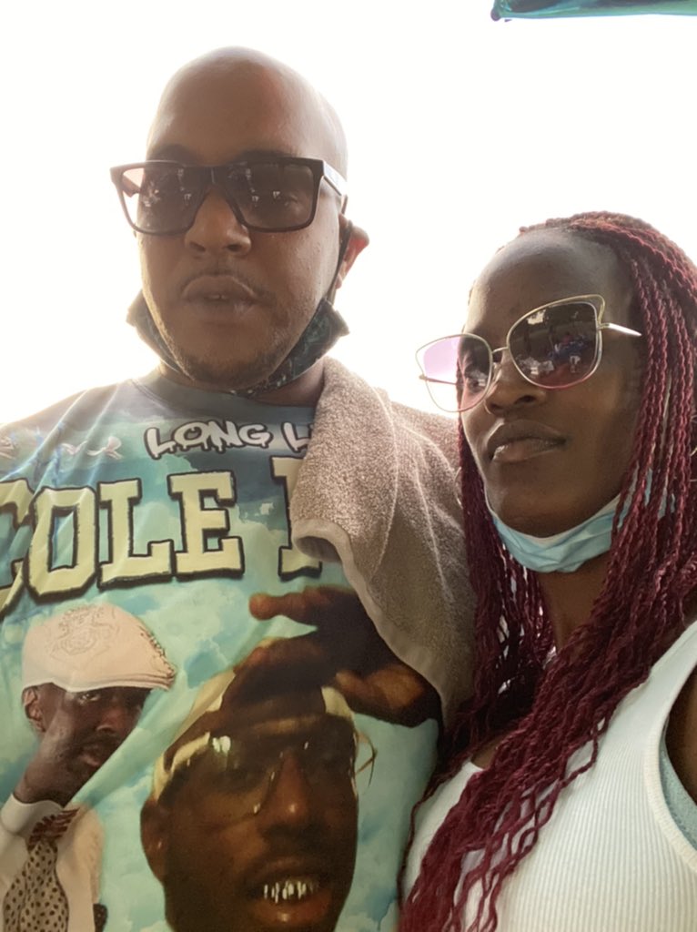 lhannah711's tweet photo. Happy 38th birthday to the Father of my children, my partner in crime!! Enjoy your day #lightbrite @terrence_buggs https://t.co/QfQMjTs8J9
