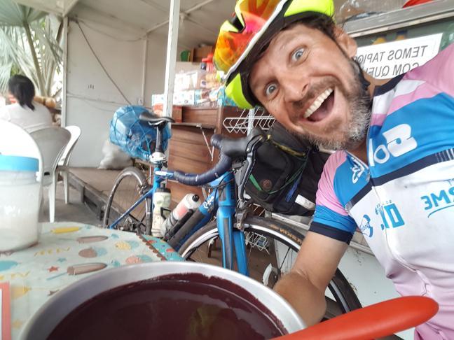 Agradecemos enormemente ao Fernando Zogaib por levar a Solifes nessa AVENTURA incrível. Ele quebrou o recorde atravessando o Brasil em 50 dias de bicicleta. 🇧🇷 
Nossa imensa admiração por você <a href="/fzogaib/">Fernanda Zogaib</a> 👏🏻👏🏻👏🏻