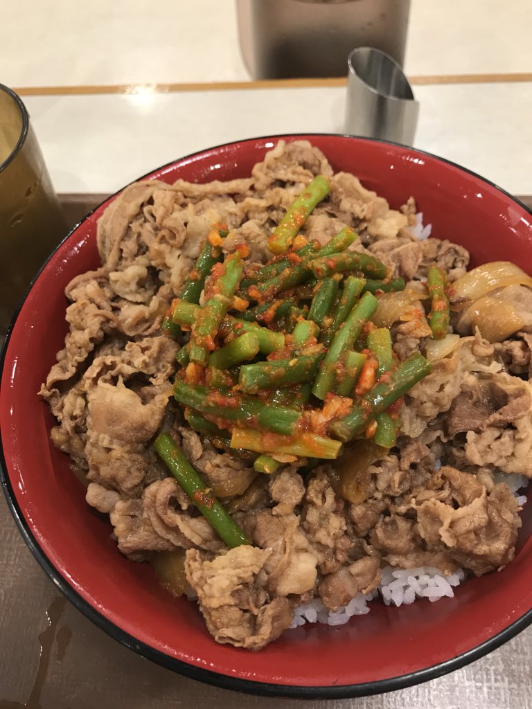 ルルビイ すき家のニンニクの芽牛丼しか勝たん フレンチドレッシングと七味で味変するのすき 小声 ルルビイ すき家のニンニクの芽牛丼しか勝たん フレンチドレッシングと七味で味変するのすき 小声