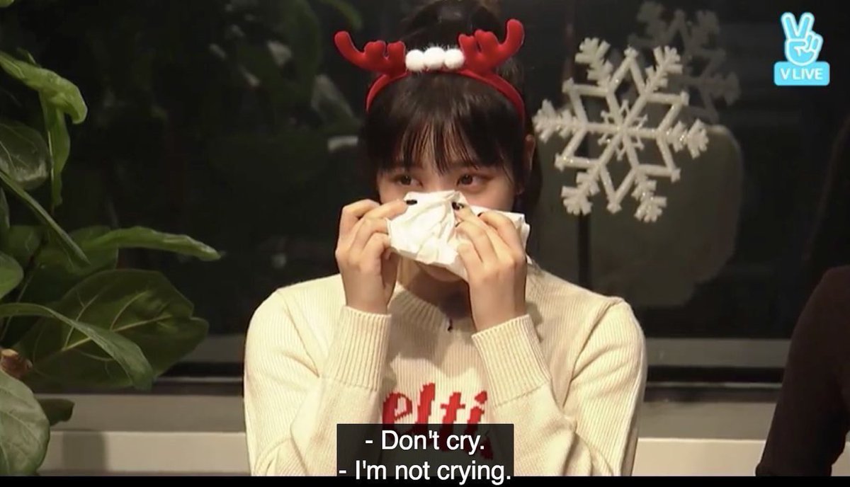 emo hours mode ON #6YearsWithRedVelvet #레드벨벳_6주년_대댕큐 @RVsmtown