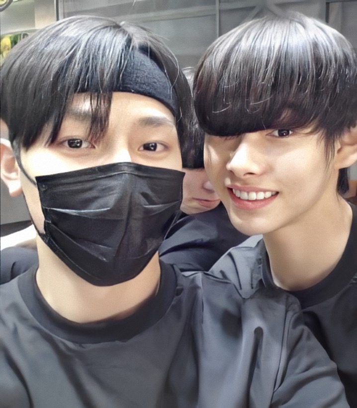 Raan3ry's tweet photo. OMGGGG I'M SO NERVOUSSSSSS AAAAAAAHHHHHHHH

VOTE FOR THEM PLEASE 👇

#NIKI_ROADTODEBUT #VOTEFORNIKI #VOTEFORNICHOLAS https://t.co/BTkAW8S1Sd