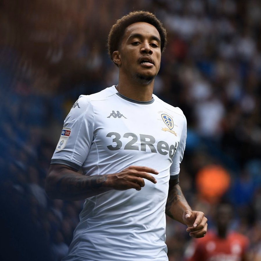 Helder Costa  MID  LEEPredicted price: £5.5mPlaying position: RWAppearances:  4 goals   4 assistsPer game:   1.5 shots   1.1 KPs 47 chances created