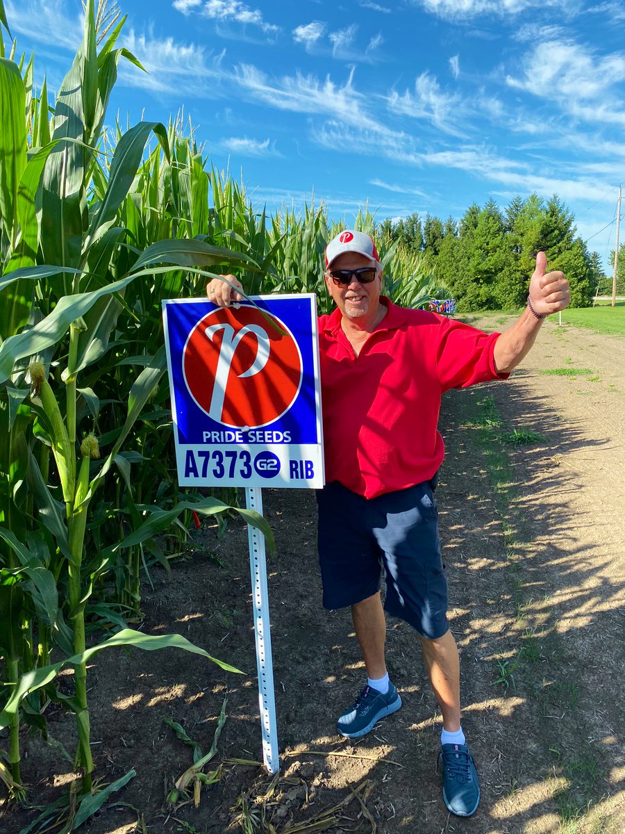 Touring Zone 1 today with <a href="/Fergus9/">Ron Ferguson</a> and he seems pretty impressed with the demo plot in Pain Court. @chapple_mc <a href="/RyanSnobelen/">Ryan Snobelen</a> two thumbs up!! 👍🏼👍🏼#learnedfromthebest