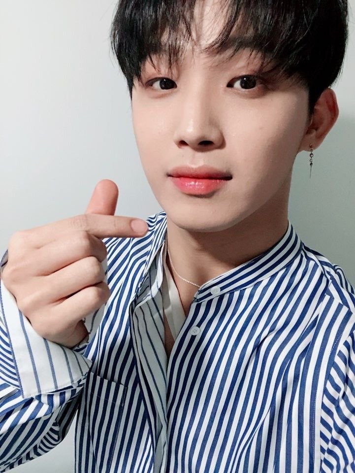 [200731] • day 30last day of july. i received a lot of love and happiness. thanks to u since u are one of the reasons. that's why, when i count my blessings, i count u twice. i really wish the universe provides all of the best things for u.  i love u  @BTOB_IMHYUNSIK