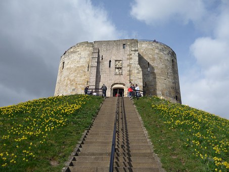 lettersyork's tweet photo. York named the UK's greenest city! https://t.co/PLZE7w1ZAX #green #eco-friendly #York #recycle https://t.co/3zMVDXNBlO