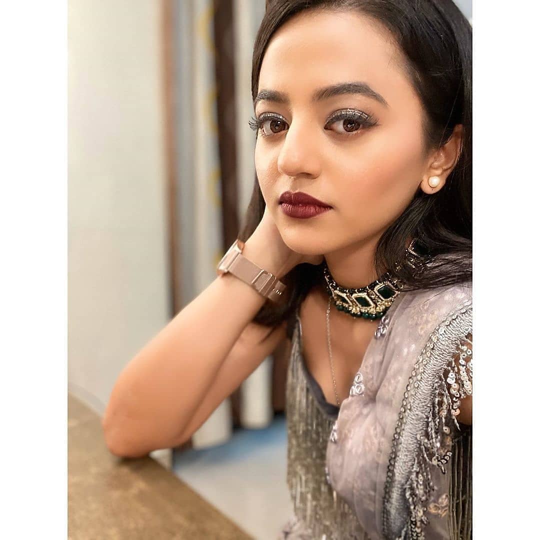 Nonahelly444's tweet photo. Prettiest 😘

@OfficialHelly7 @OfficialHelly7 

#hellyshah #Riddhima #Ridnsh #ridhbir #IshqMeinMarjawan2 https://t.co/JTVfGiGatU
