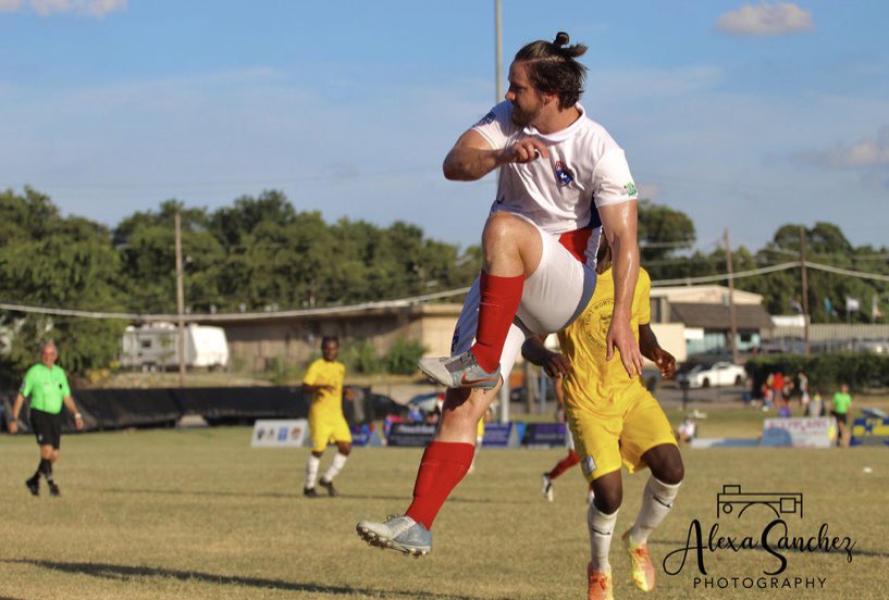 gallosfctx's tweet photo. Goodmorning🌞
Get that coffee going!
success is not final, failure is not fatal, it’s the courage to continue that counts.
📸 @Alexa_ranae10
#gallosnation #irvingfc #losgallos #gallos #somosirvingfc #weareirvingfc #fuerzagallos #futbol #soccer #dfw #dallas #dallasfort https://t.co/V6oylNaYeo