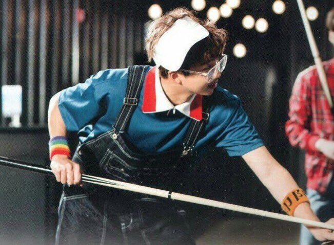 Joonie in overalls: a thread