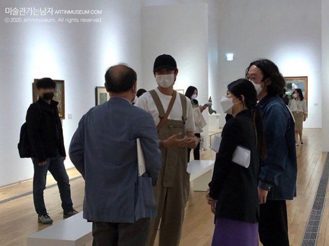 Joonie in overalls: a thread