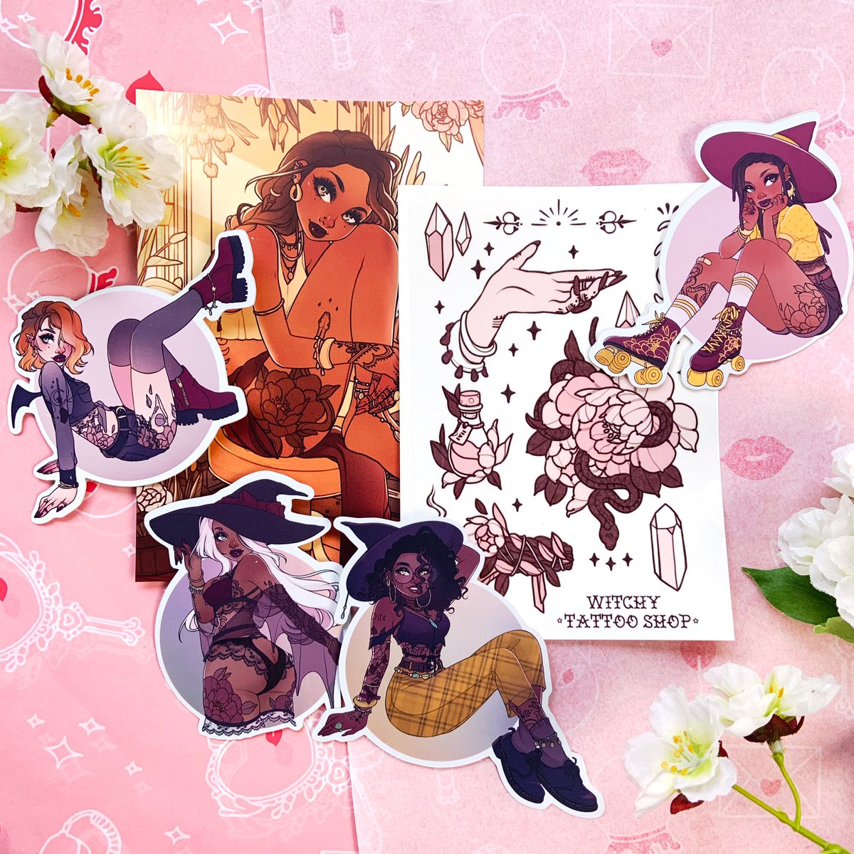 I love how all the July rewards look together! It's my first time getting temporary tattoos of my art and I`m impressed how well they worked and stayed on even after showering!☺️