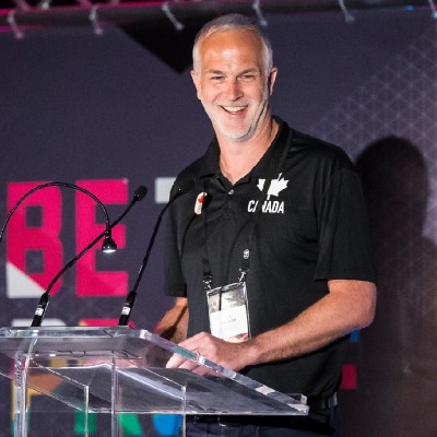 mgouletcoach's tweet photo. Wishing the best to @derekcovington, a very special colleague for whom I have the utmost respect.

Check his post on #LinkedIn:
https://t.co/8gWlLdKWBv https://t.co/rJpaDzb2G2