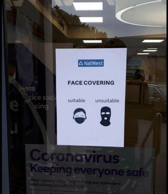 FailSign's tweet image. Meanwhile at the bank.