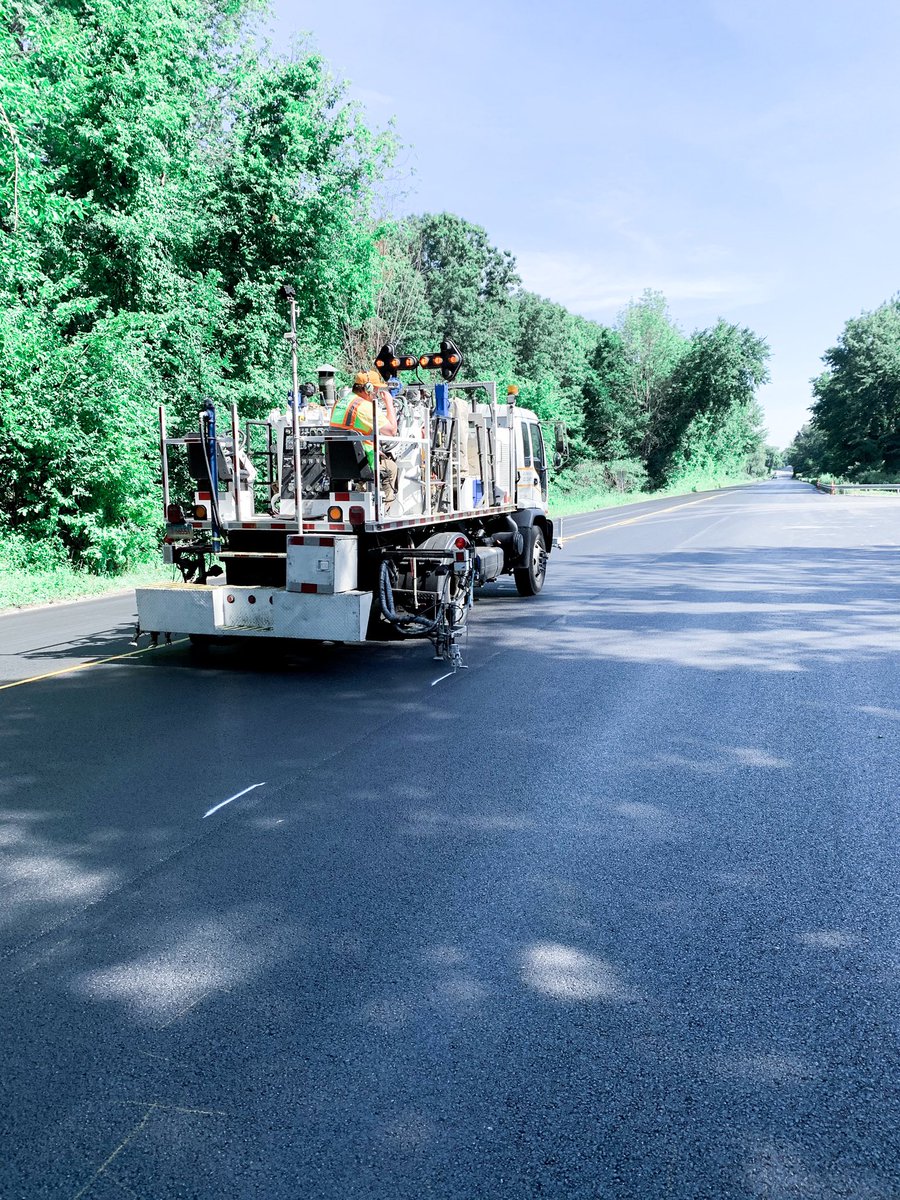 WatersConstruc1's tweet photo. Centerline Rumble Strip
Safety Marking 

RT22 Dover Plains
Dutchess City, NY 
•
•
•
•
•

#paving #pavement #linework #doverplaind #dutchesscity #newyork #roadwork #sitework #safetymarkings #centerlinerumblestrip #centerline #rumblestrip #route22 #construction #asphalt https://t.co/hAfsvbPEbr