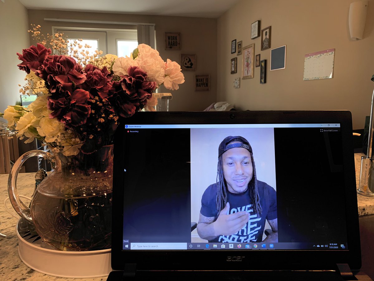 PaygeMs's tweet photo. Kicking off the second day of CrowleyU with another great inspirational seminar from Trent Shelton! 🤘🏻
Today I’m watching from my kitchen!
#CrowleyPrideUnified
#CrowleyU https://t.co/xYCsBXVQKD