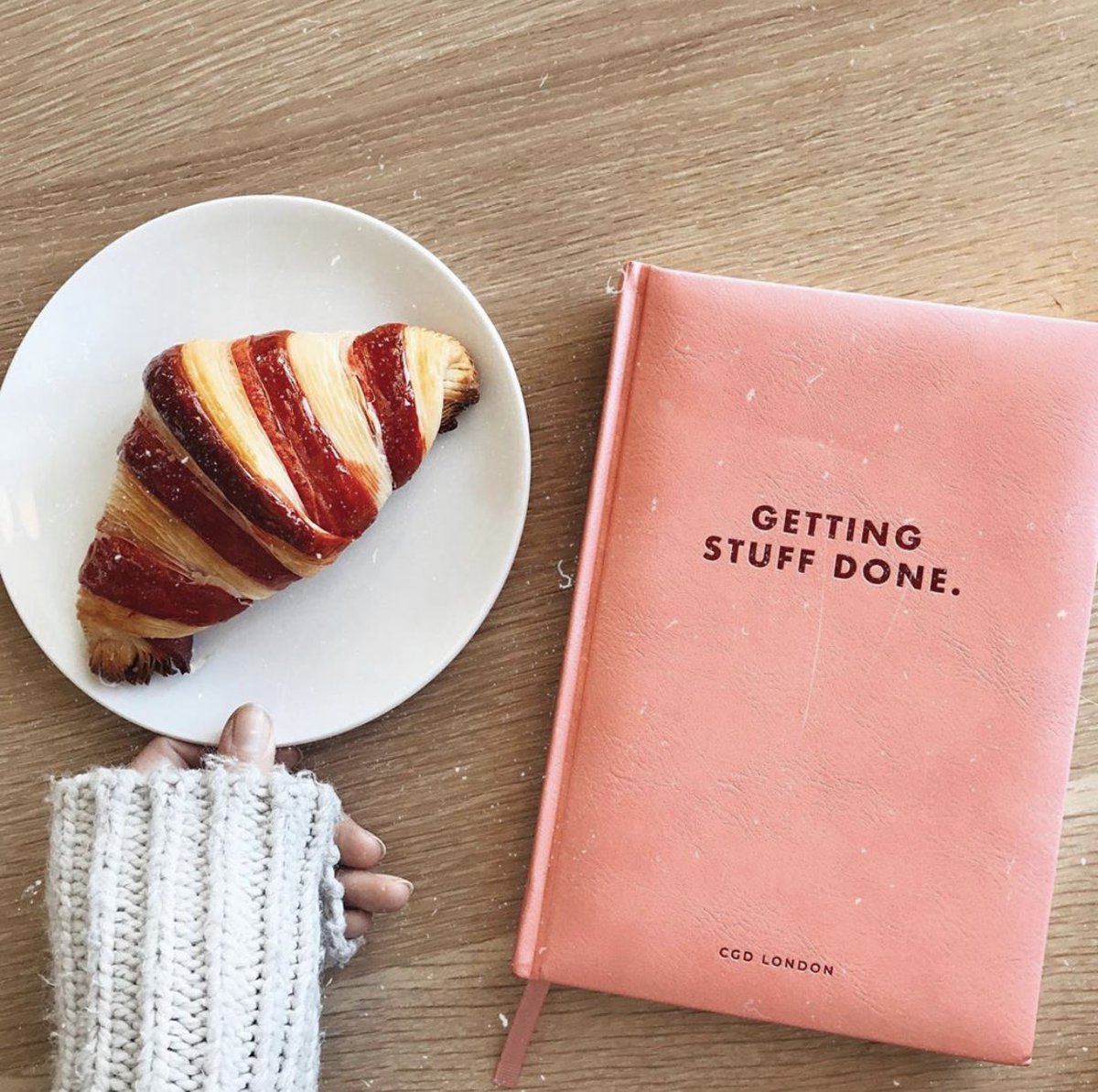 What are you getting done this #weekend? Whatever's on your to-do list, make sure it starts with a #strawberrycroissant.
⠀⠀⠀⠀⠀⠀⠀⠀⠀
Pick up, or dine in! 

(📷: kelseyin_wonderland)