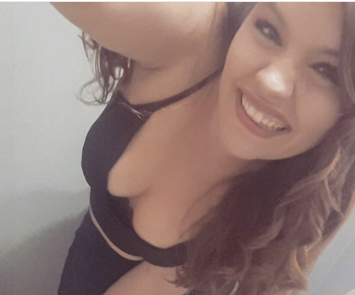 Destiny04377158's tweet photo. I'll be doing a shoot tonight. My full shoot will be on my #onlyfans page by tomorrow. Don't miss out on my discount ! The first 10 subscribers will only be a $8 subscription!
#onlyfans #newtoyou #iliketoplay #idontdisappoint https://t.co/hKun28Jcht