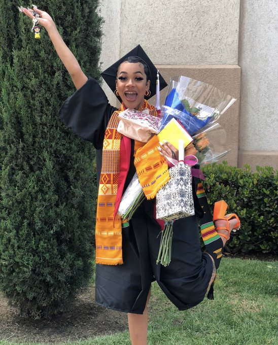 1 pic. just a reminder that the sky is the limit 

an educated sex worker https://t.co/E88aQYQuch