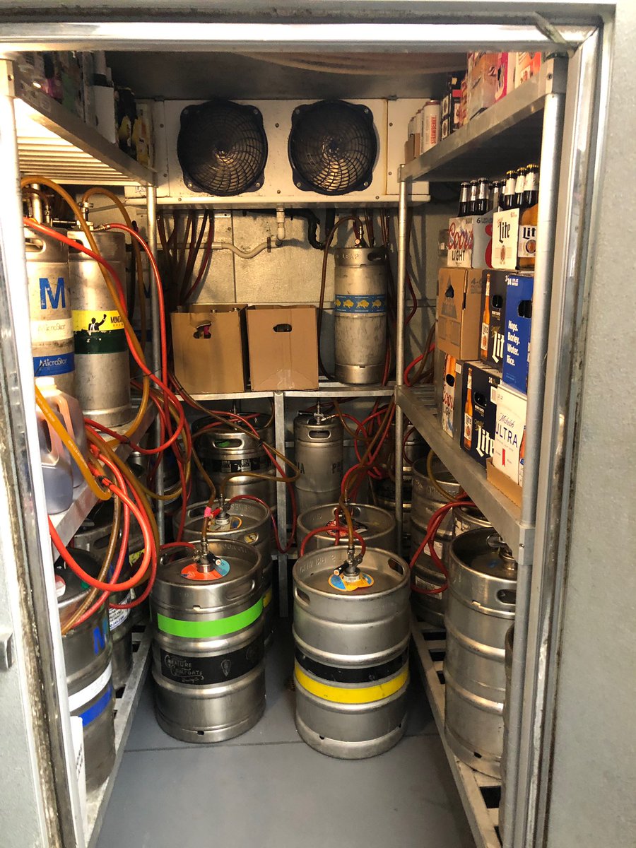 15thStreetPizza's tweet photo. Happy to announce that draft beer is back! Isn’t the new flooring amazing. #15thstreetpizza #24taps #evenmorebottles #craftbeer #gabeer https://t.co/omXkFmwxfB
