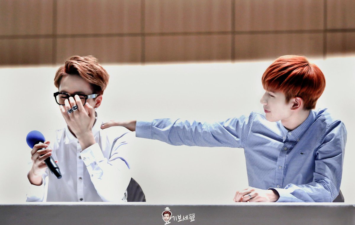 GuiaStarlight's tweet photo. [ESPECIAL] 26.07.14

VIXX no Fansign

Cr.: @/atitta https://t.co/Fq2y9hhTBL