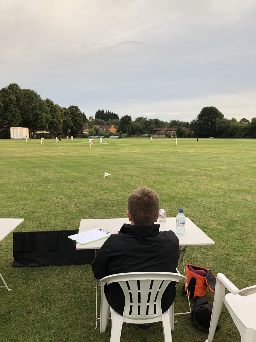Ranson_PJ's tweet photo. Lovely evening @WhalleyRangeCC for #U13s v @LindowCC #OnePlayingOneScoringTwoSupporting ๐๐ป#CommuityClub https://t.co/K6PMxHwOfL