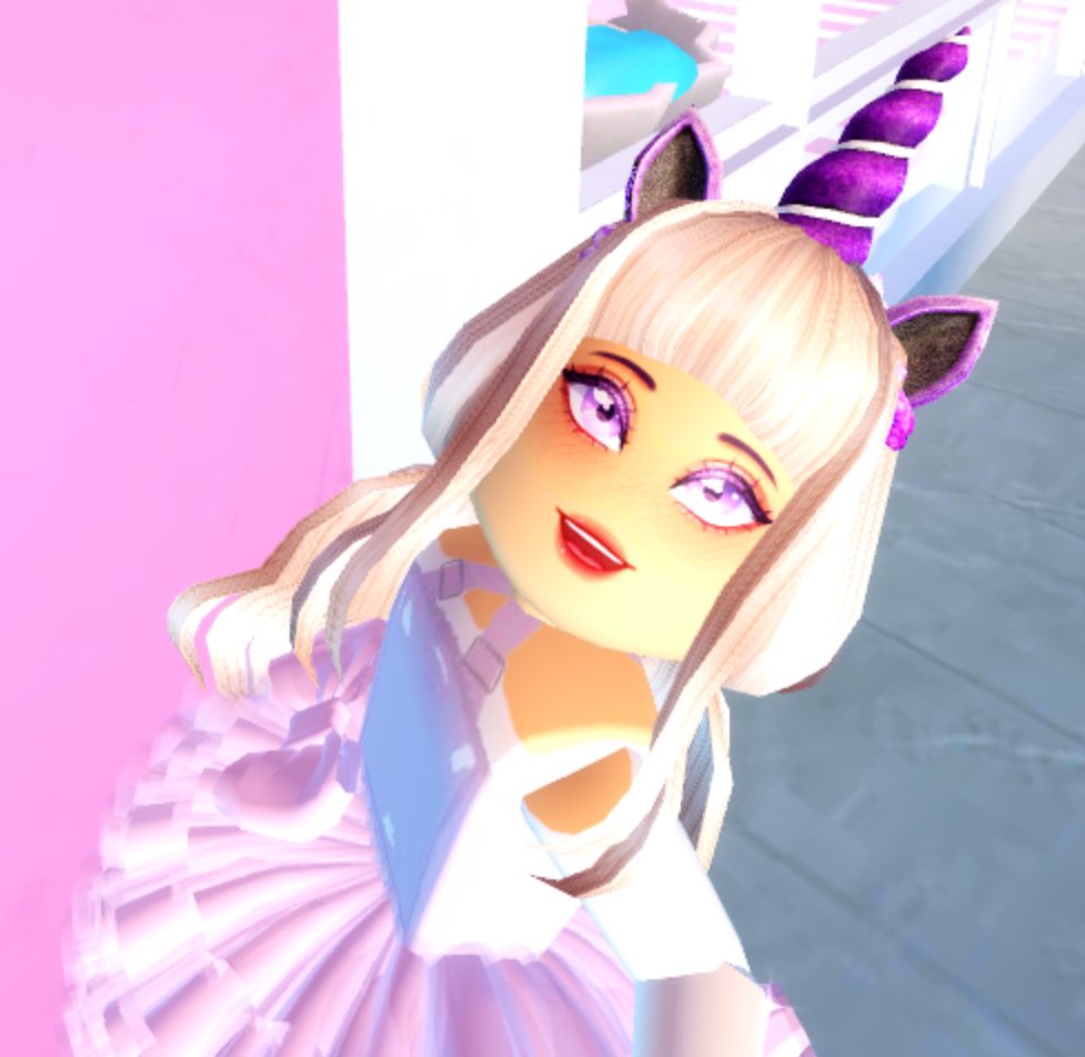 SMF20181's tweet photo. New Outfit to RCC!!🧸
~Made by the amazing @flowers_pastel~
Sleeves🎀: https://t.co/dYYNxhqCJ9
Dress & Socks🛍: https://t.co/jLsI1T6RqZ
Group Link 💫: https://t.co/TH7WhmL9aG…
Retweets and Likes Appreciated! #royalehighclothing #royehigh #clothing #robloxdev @nightbarbie https://t.co/nu1oEJ9OTn