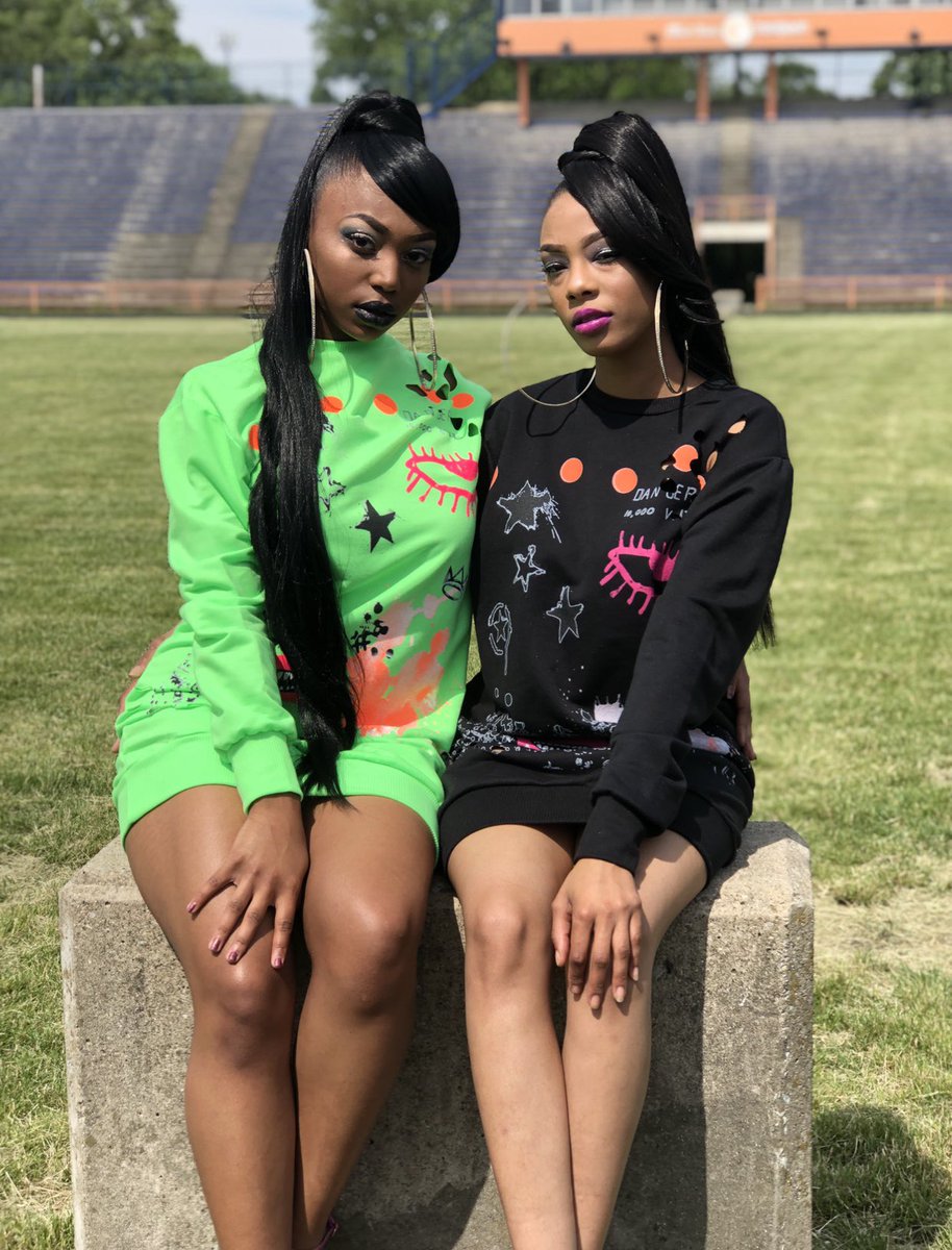 SierraDeleiyone's tweet photo. ✨SeSeLeiyone is a premier fashion boutique for the 𝐕𝐞𝐫𝐬𝐚𝐭𝐢𝐥𝐞 𝐅𝐚𝐬𝐡𝐢𝐨𝐧𝐢𝐬𝐭𝐚 who embraces every aspect of style✨
𝙄𝙣𝙨𝙩𝙖𝙜𝙧𝙖𝙢/𝙁𝘽: 𝙎𝙚𝙎𝙚𝙇𝙚𝙞𝙮𝙤𝙣𝙚𝙊𝙛𝙛𝙞𝙘𝙞𝙖𝙡 
𝙏𝙬𝙞𝙩𝙩𝙚𝙧: 𝙎𝙚𝙎𝙚𝙇𝙚𝙞𝙮𝙤𝙣𝙚 
𝙒𝙚𝙗𝙨𝙞𝙩𝙚: https://t.co/xQKmctyqE8 🎉 https://t.co/2KLOER4UGm