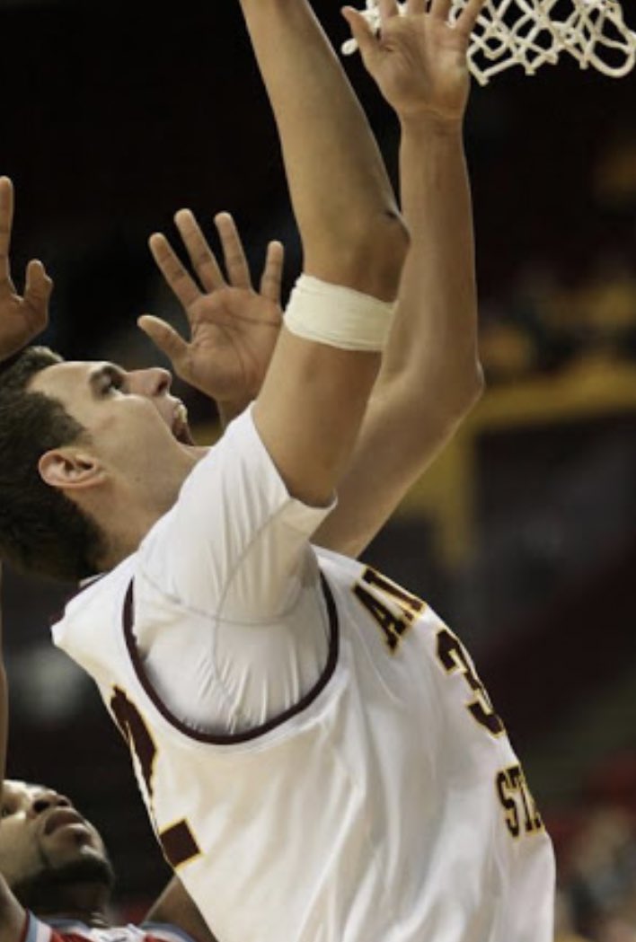 Where are they now? former <a href="/ASU_Hoops/">ASU Hoops Central</a> star and <a href="/PinnacleBball/">Pinnacle Basketball</a> star <a href="/TRohde34/">Taylor Rohde</a> joins me tomorrow on AzPreps Live 98.7 at 9:30 The <a href="/UAASeawolves/">UAA Seawolves</a> 🐐