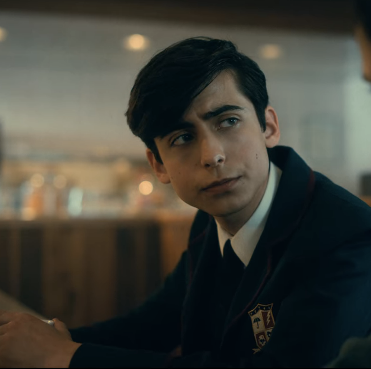 five hargreeves icons!