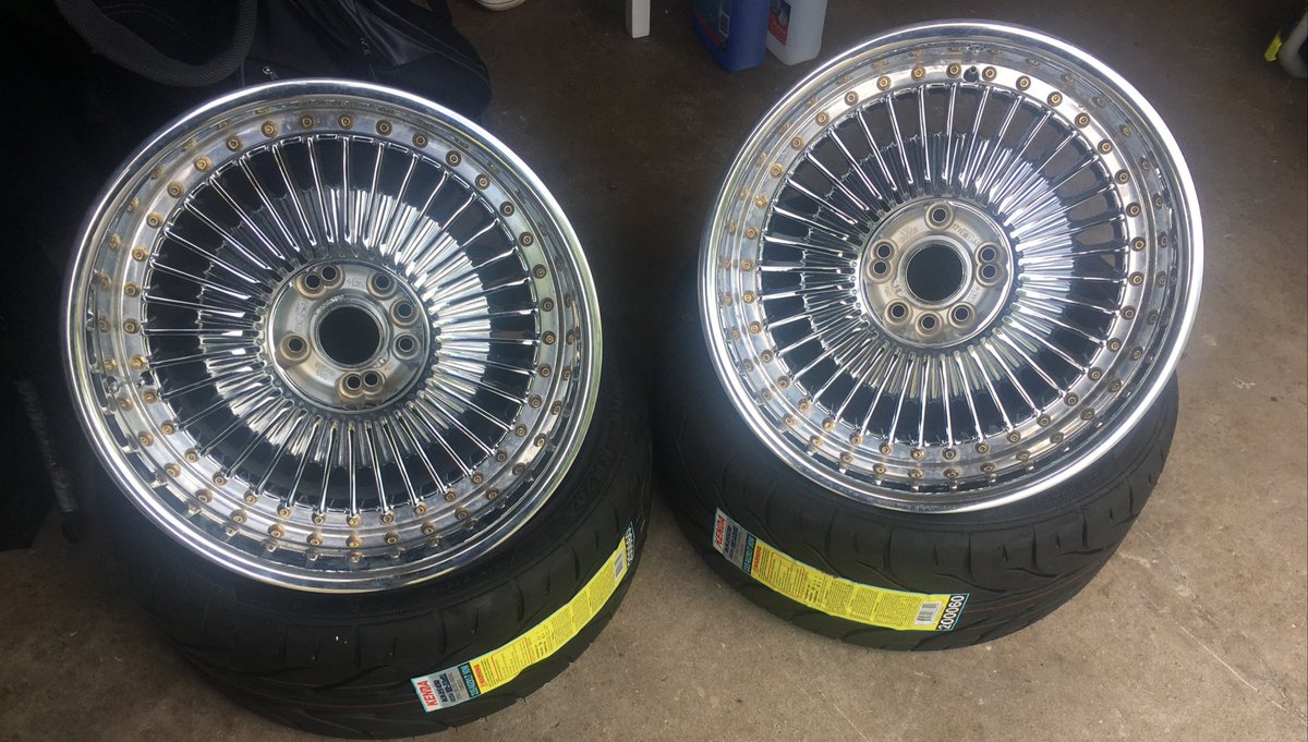 drift_dude's tweet photo. Everyone on “car twitter” is mad at all the people flexing lately. 

Just gonna drop this here because I waited 4 months to get these faces back and build a pair of fronts https://t.co/tgqTjuDhac
