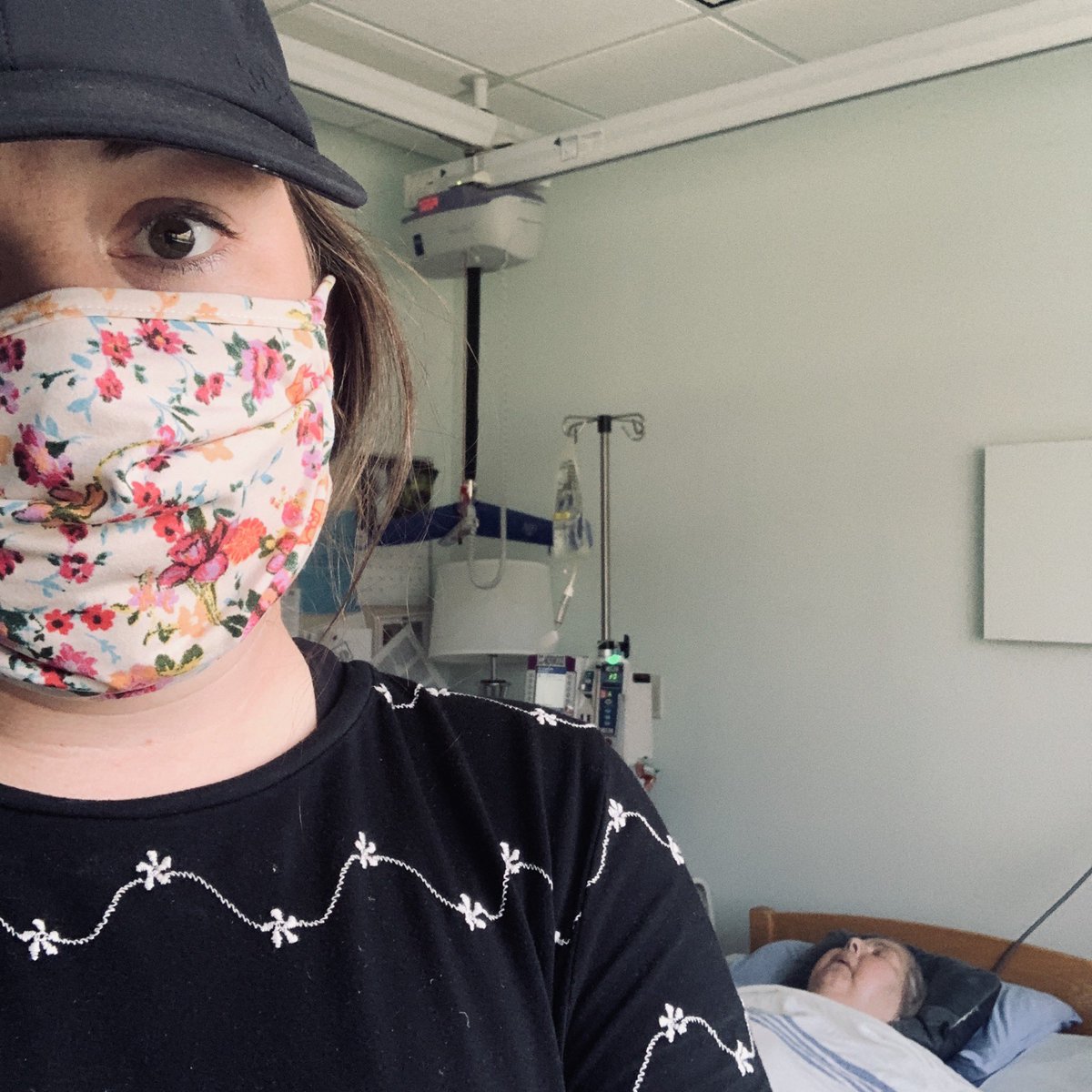 Please. Wear. A. Mask. I don’t wanna go months without visiting again! 🤍

#MaskUpAlberta #MaskUpYEG #AlbertaCares #COVID19AB