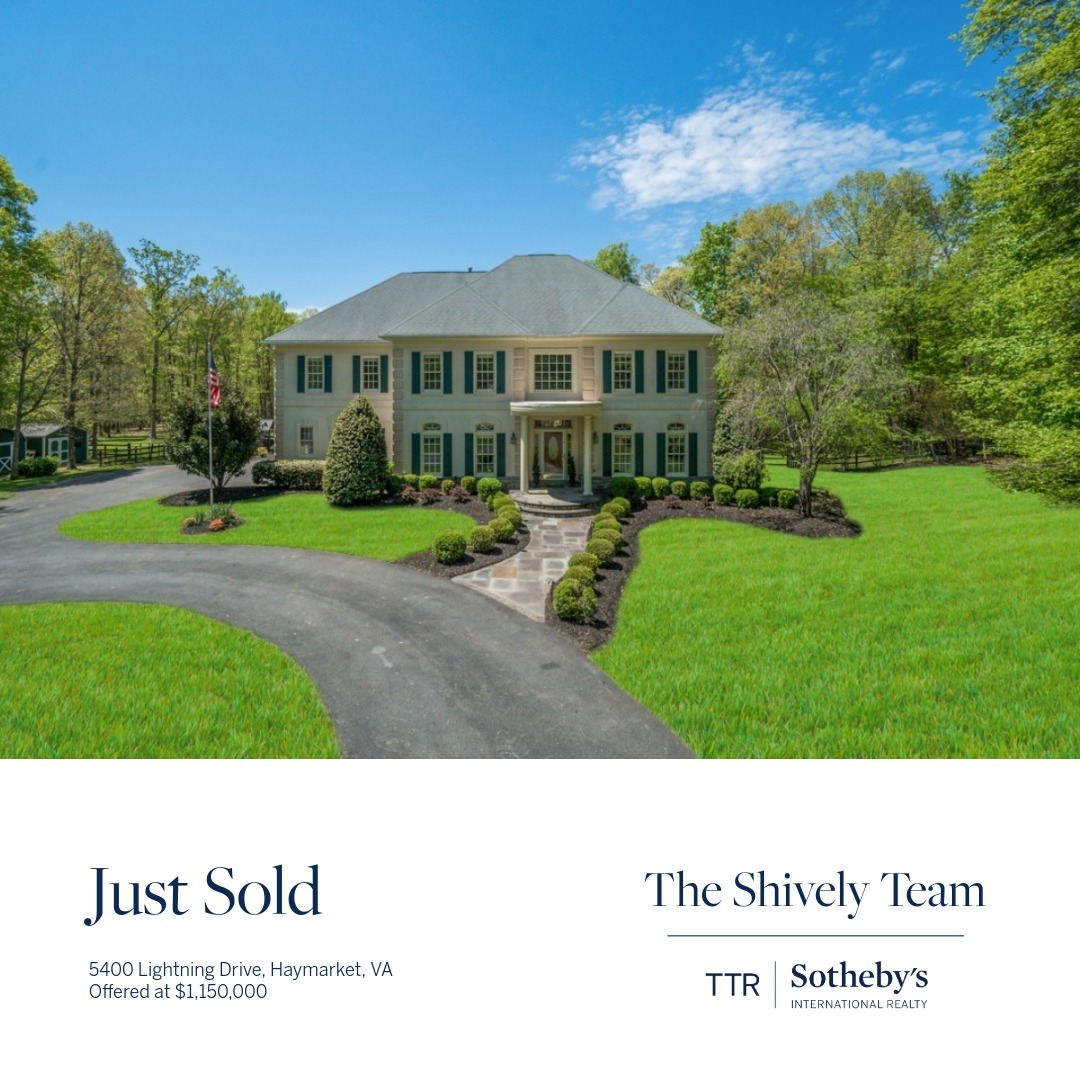 TheShivelyTeam's tweet photo. The Shively Team is so proud to announce we have just sold this magnificent home. 5400 Lightning Drive sold for the full price in less than 2 weeks!  If you have any interest in buying or selling your home, The Shively Team are the experts you need!
#HappySellers #TrustedAdvisors https://t.co/cweLghH5ga