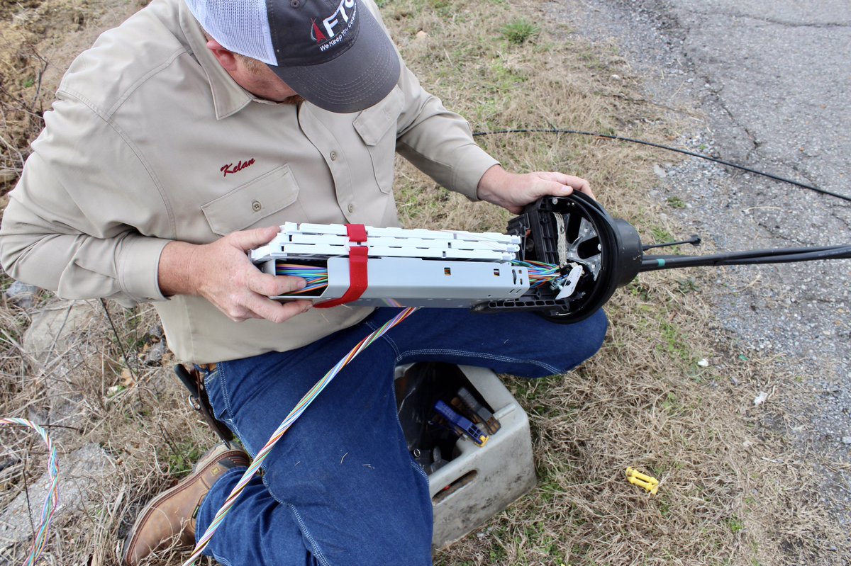 farmerstel's tweet image. The importance of having access to broadband Internet is becoming more important than ever. Here at FTC we are committed to increasing access to this life-changing technology. #RuralBroadbandDay #WeKeepYouConnected