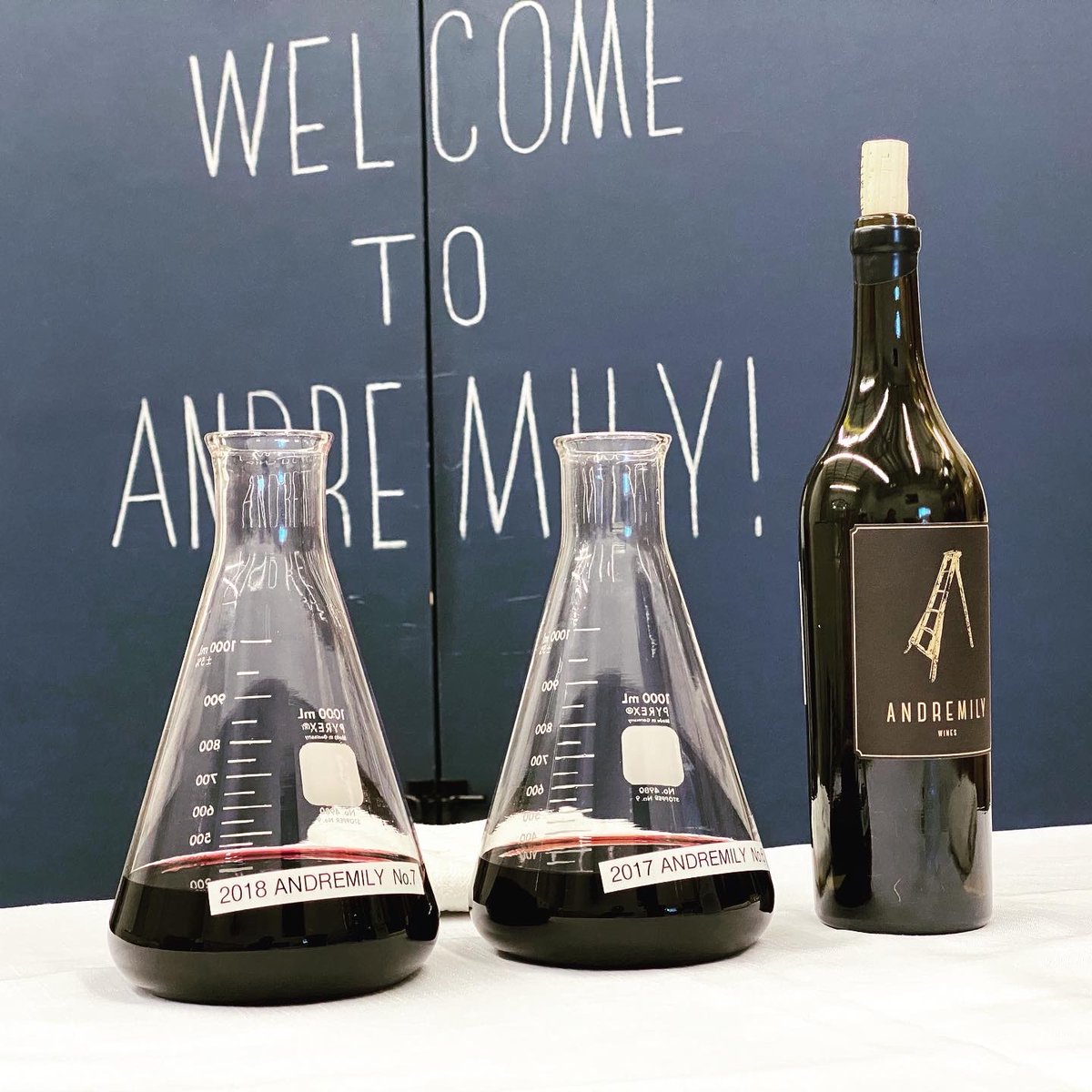 jebdunnuck's tweet image. Next Tuesday, Santa Barbara County... all the top estates including Sine Qua Non, Andremily, Alban, Fingers Crossed, Melville, Paul Lato, and more! 🍷🍷 Jebdunnuck.com