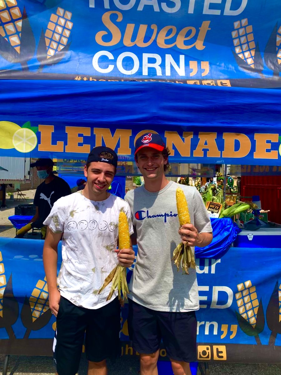 What goes better together than friends and #RoastedSweetCorn? The correct answer is nothing. Bring your friends along this weekend to Vendors Market and enjoy some delicious corn and Ice-Cold Drinks! #TheMightyCob is all about friends, family and corn.