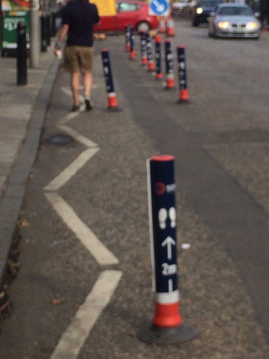 Found some bike parking (and pedestrian wands!) - you can park your large SUV right outside Herbies - waited in queue then gave up. Still no money spent. Have just noticed time. Might shoot up to Bruntsfield and Morningside for the welcoming party - money burning hole in pocket.