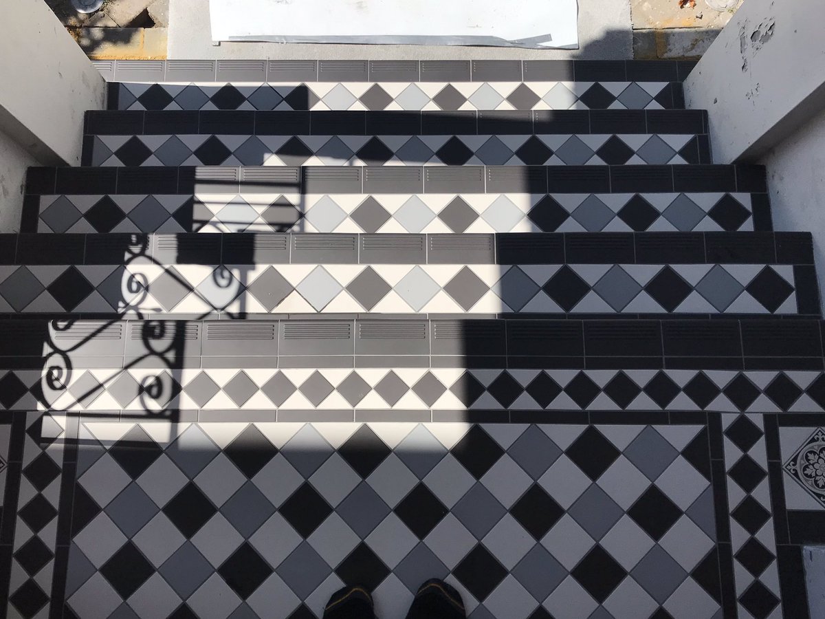 AOS Tiling tweet media