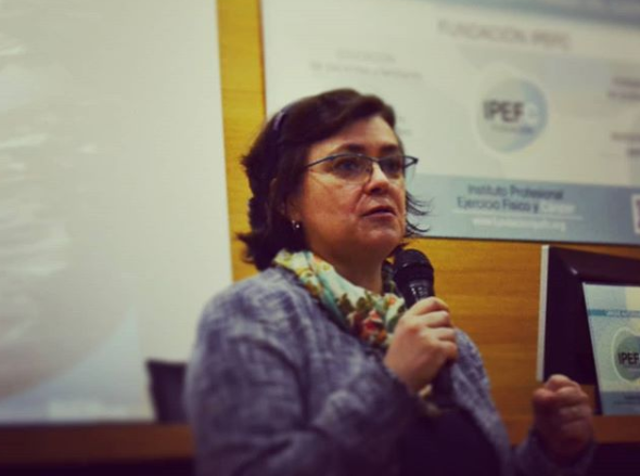 IPEFC's tweet photo. Todos los programas de #ejercicioycancer IPEFC están diseñados y supervisados por el #areamedica y #areaejercicio IPEFC. 
Ana Serradilla es la #directora del área médica y participa activamente tanto en los programas como en la #divulgación del valor del #ejercicio https://t.co/xWGTboO0FH