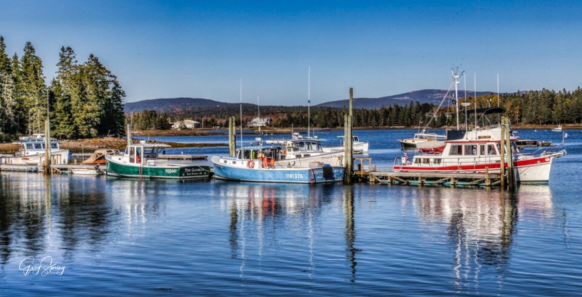 Maine #travelphotography #downeast #boating #maine #boatlife #tourism #travelguide #fujifilm #thewaylifeshouldbe #downeastmagazine @MagazineofMaine