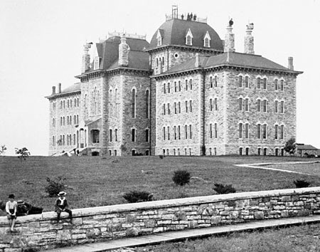 Meanwhile, the town of Lawrence was rebuilt. Within two years of Quantrill’s infamous raid, it had become home of The University of Kansas ( @UnivOfKansas ).  #RockChalk