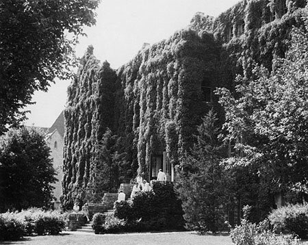Meanwhile, the town of Lawrence was rebuilt. Within two years of Quantrill’s infamous raid, it had become home of The University of Kansas ( @UnivOfKansas ).  #RockChalk