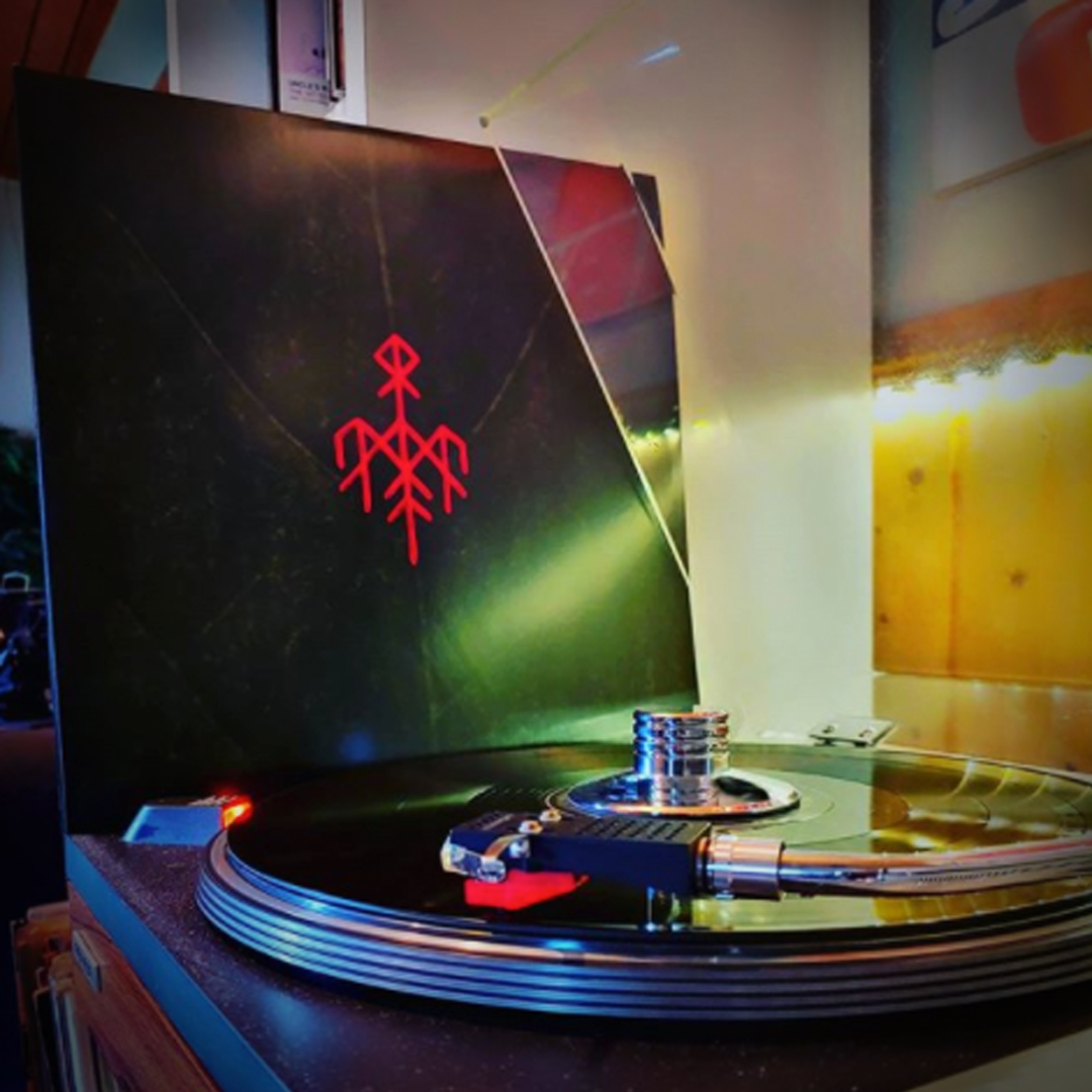 NMMerch's tweet photo. Another Friday, another fan picture ✊🏼 Thank you all so much for your support 🖤
📸 @runar.f.moe
#nordicmusicmerch #wardruna #Runaljod https://t.co/Zw3nkBkSdR